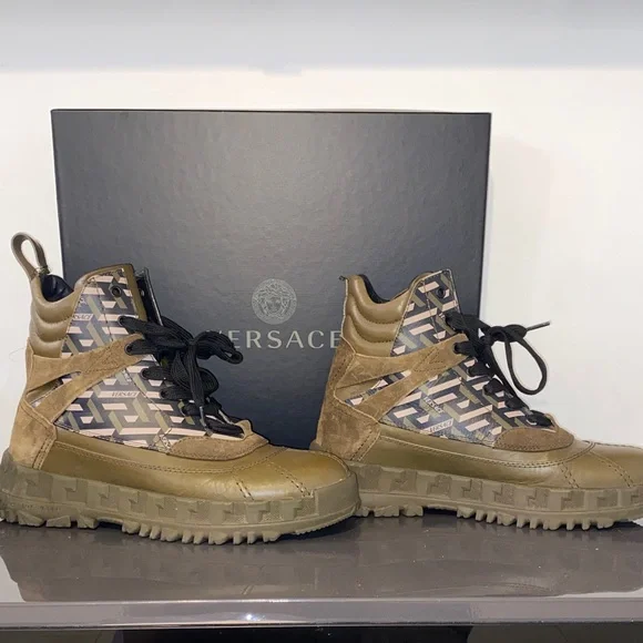 Versace | Shoes | Versace Mens Khaki And Black Geometric  display picture 1